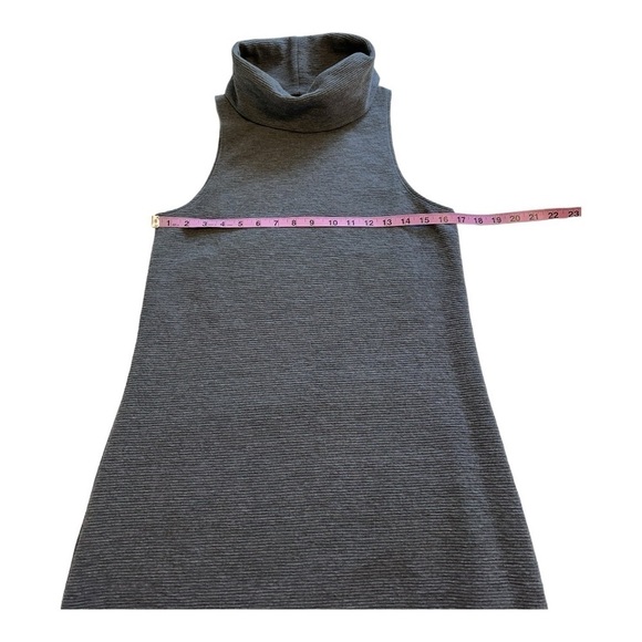 Banana Republic Gray Sleeveless Cowl Turtleneck Ribbed Knit Dress - Size Medium - Picture 11 of 13